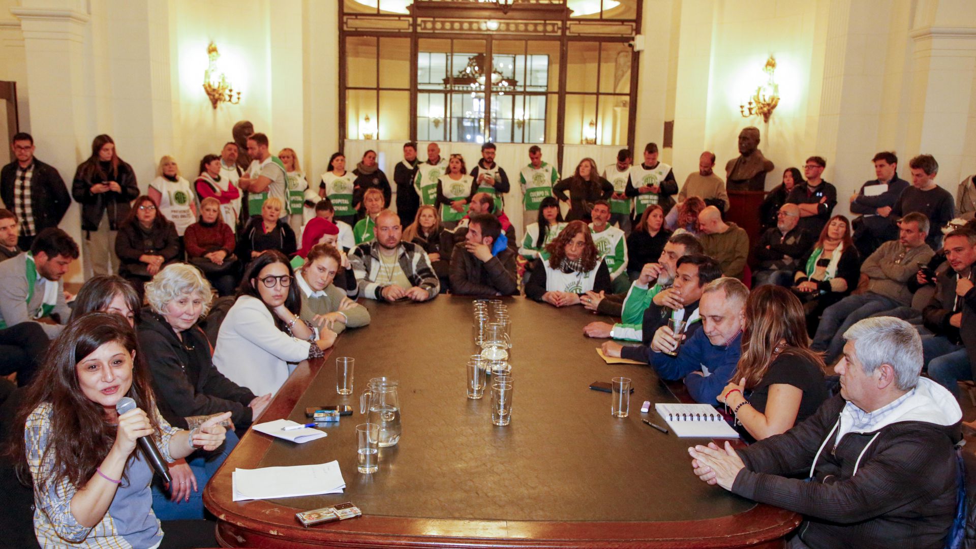 Presentes en la Comisión de Trabajo de la Legislatura porteña